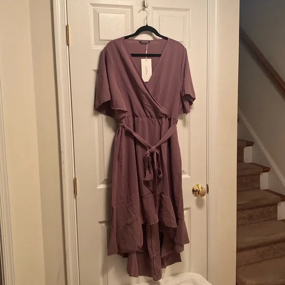 Brand New BloomChic Mauve High Low Dress…size 14-16 - Picture 1 of 5